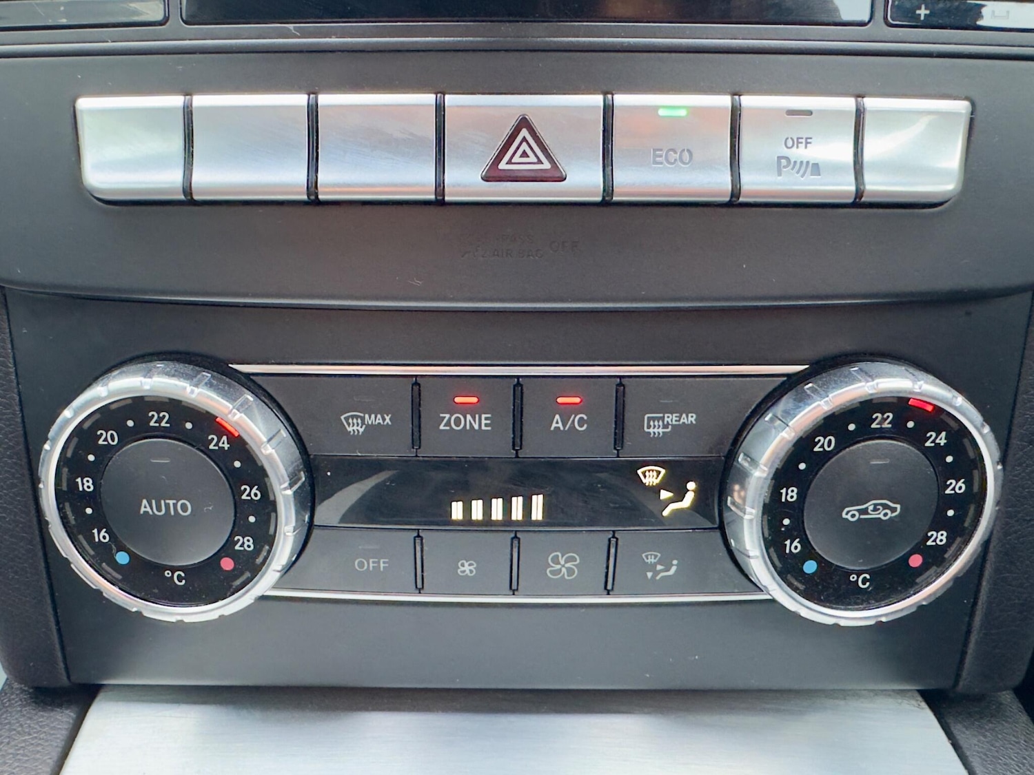 Used Mercedes-Benz C Class 2012 for sale - 77029650: Photo 41