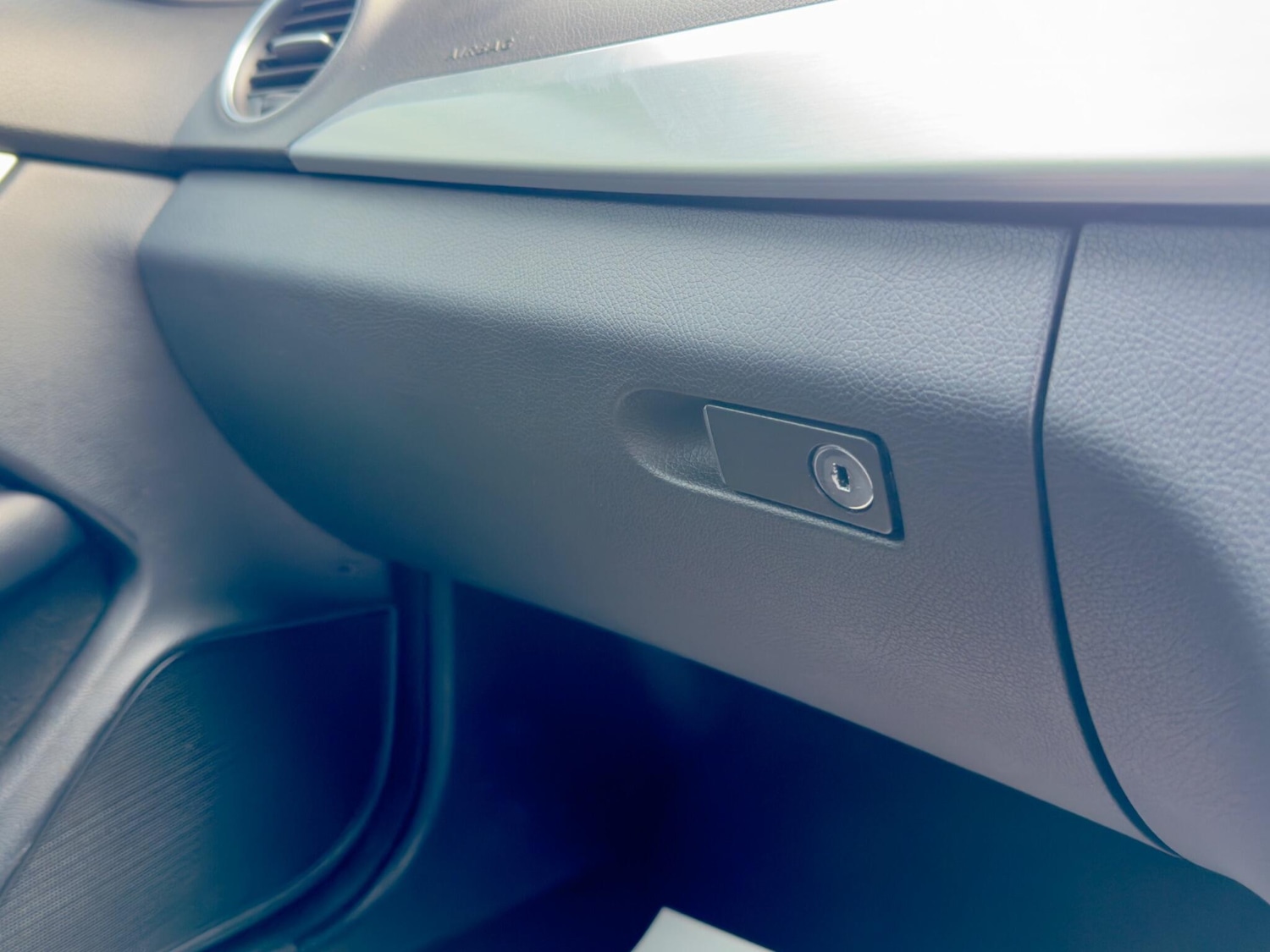 Used Mercedes-Benz C Class 2012 for sale - 77029650: Photo 50