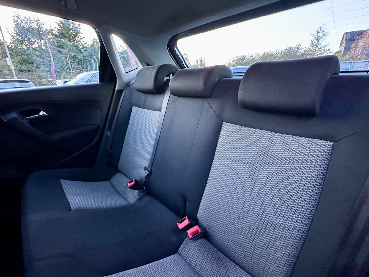 Used Volkswagen Polo 2010 for sale - 76752897: Photo 15