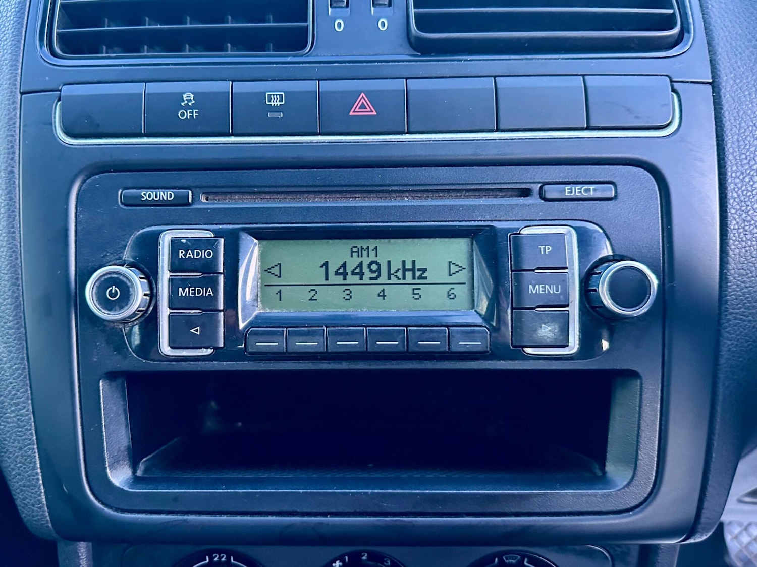 Used Volkswagen Polo 2010 for sale - 76752897: Photo 20