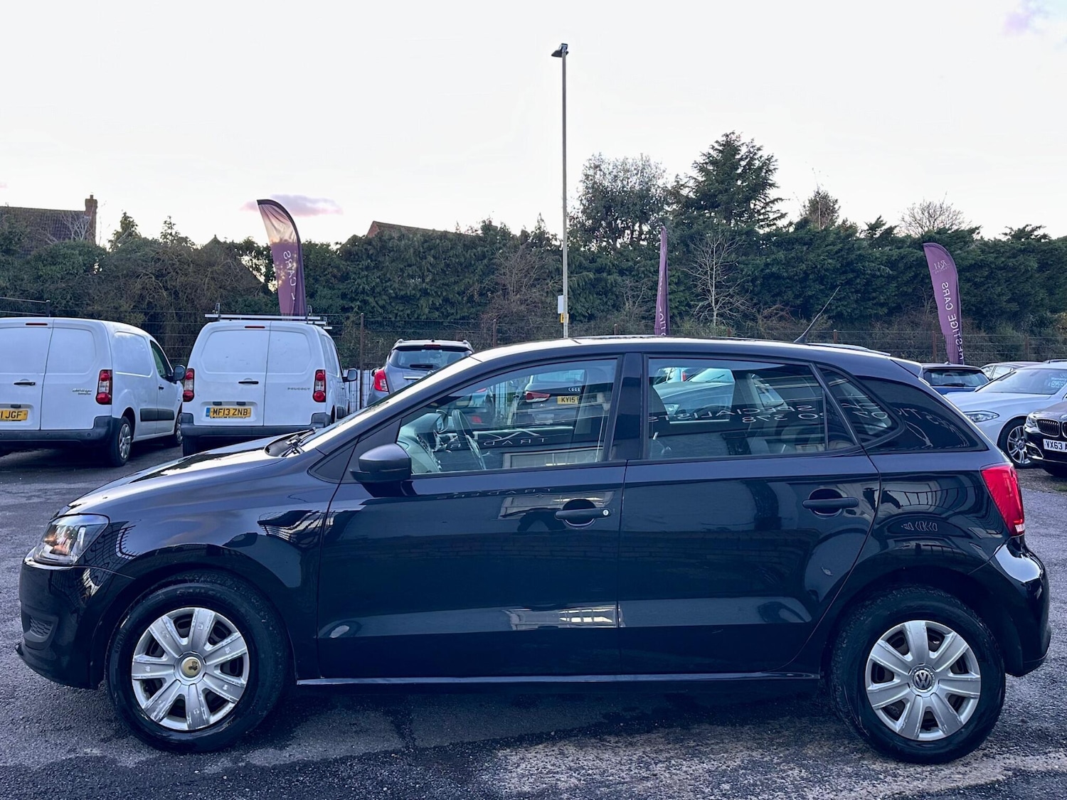 Used Volkswagen Polo 2010 for sale - 76752897: Photo 5