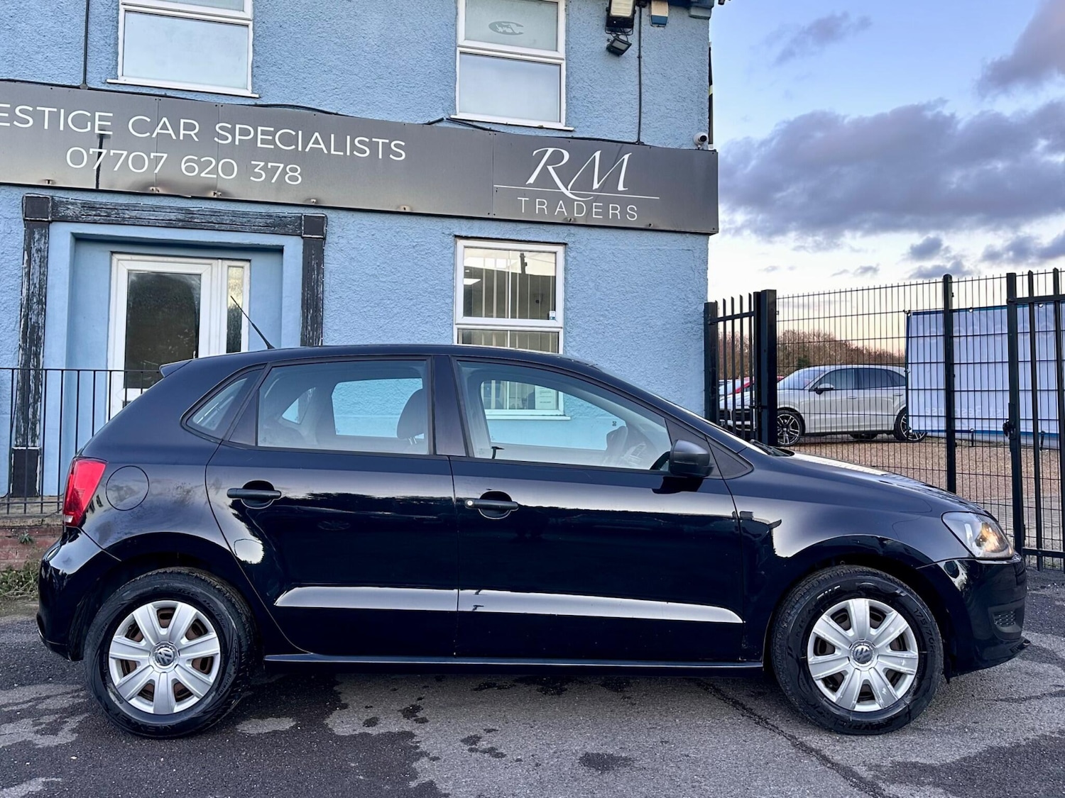 Used Volkswagen Polo 2010 for sale - 76752897: Photo 6
