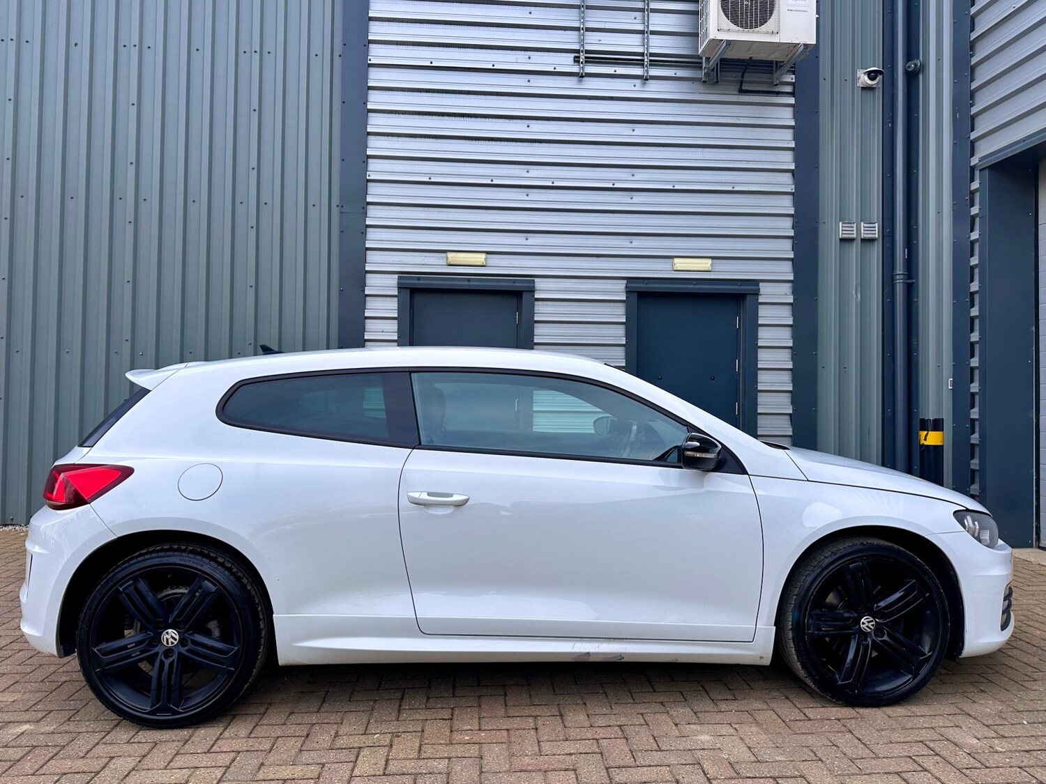 Used Volkswagen Scirocco 2016 for sale - 77959842: Photo 6