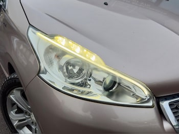 Used Peugeot 208 2013 for sale - 76592610: Photo