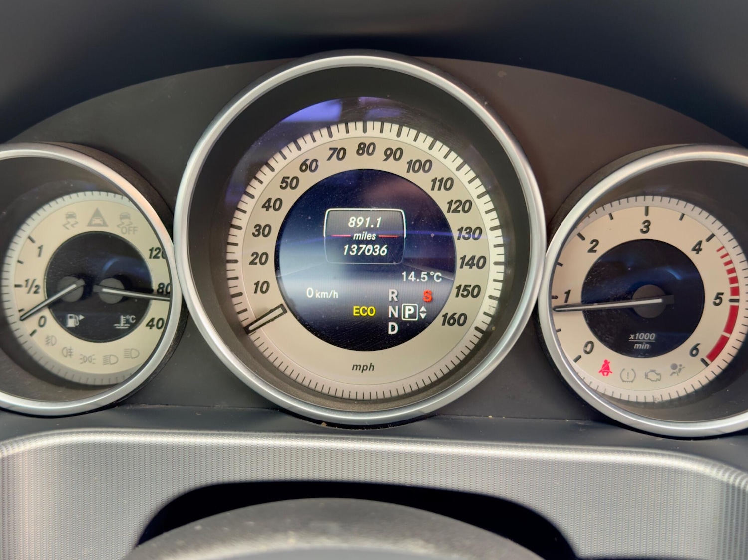 Used Mercedes-Benz E Class 2013 for sale - 76136092: Photo 24