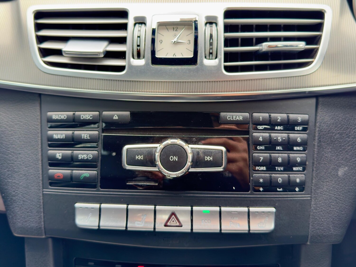 Used Mercedes-Benz E Class 2013 for sale - 76136092: Photo 34