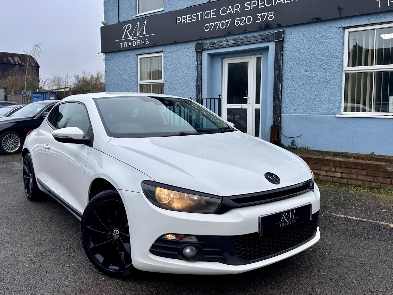 Used Volkswagen Scirocco 2011 for sale - 77460530: Photo 2