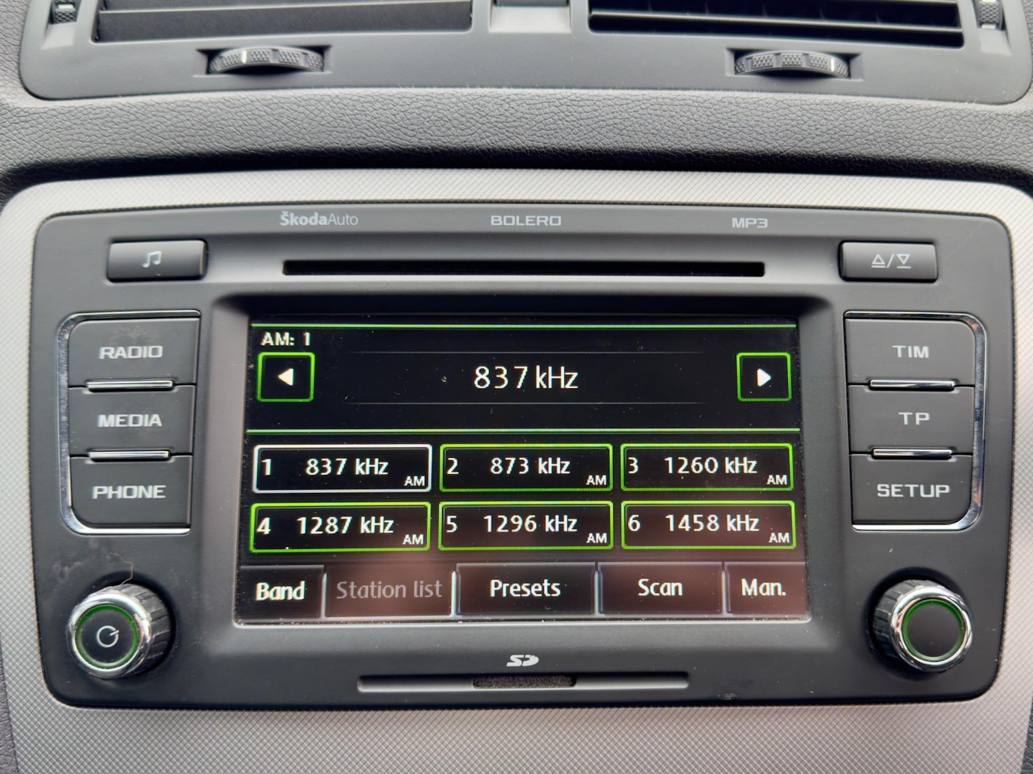 Vehicle 29