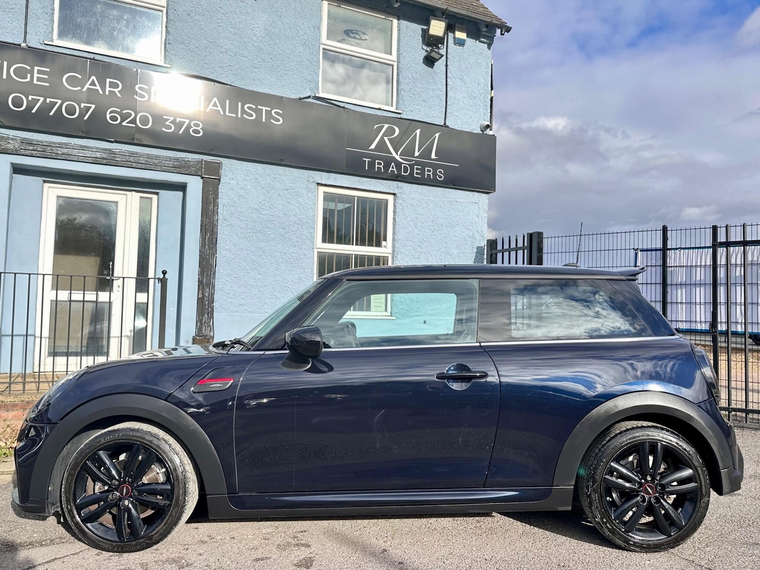 Used MINI Hatch 2021 for sale - 76326792: Photo 12