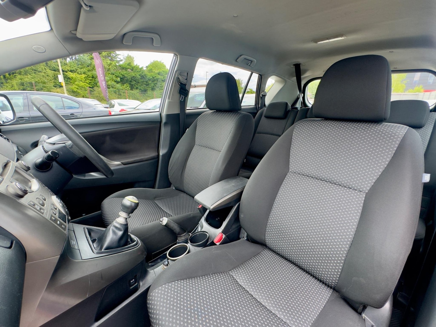 Used Toyota Verso 2010 for sale - 77460528: Photo 17