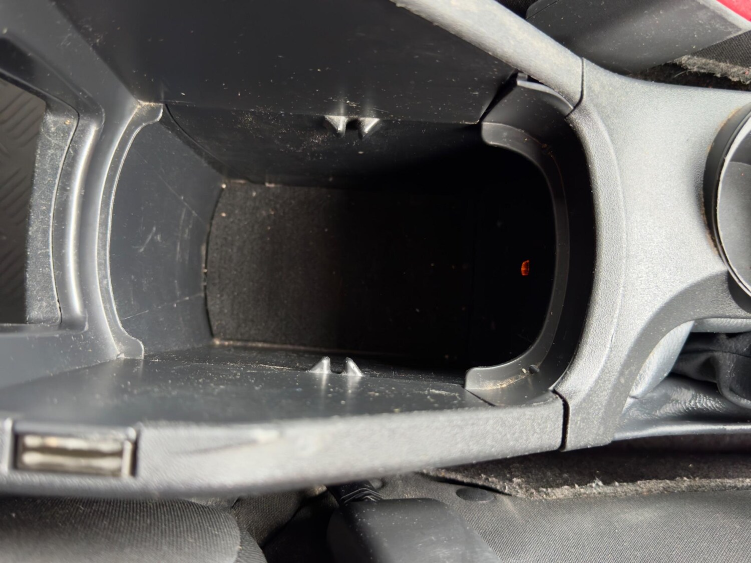 Used Toyota Verso 2010 for sale - 77460528: Photo 34