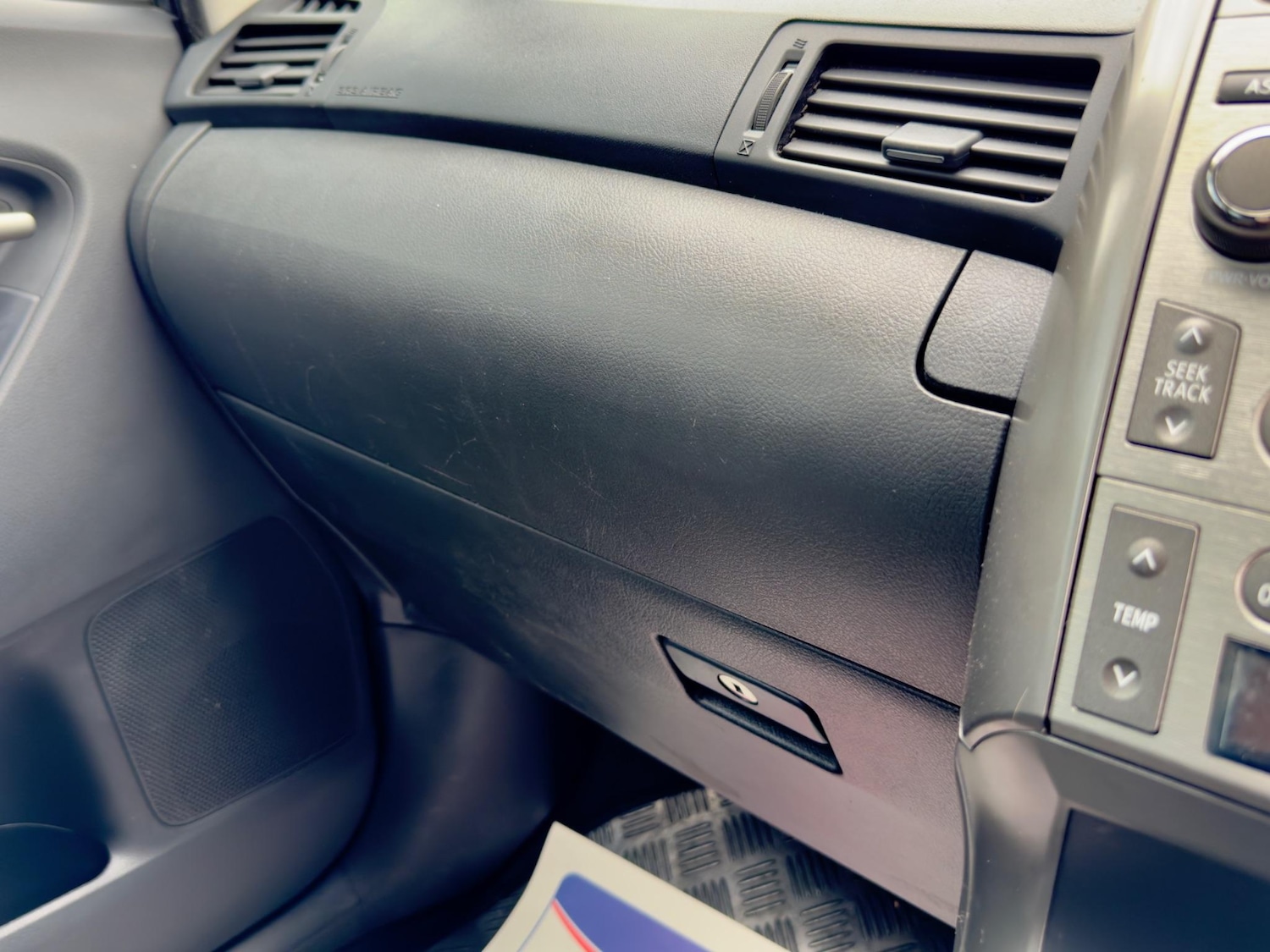 Used Toyota Verso 2010 for sale - 77460528: Photo 35