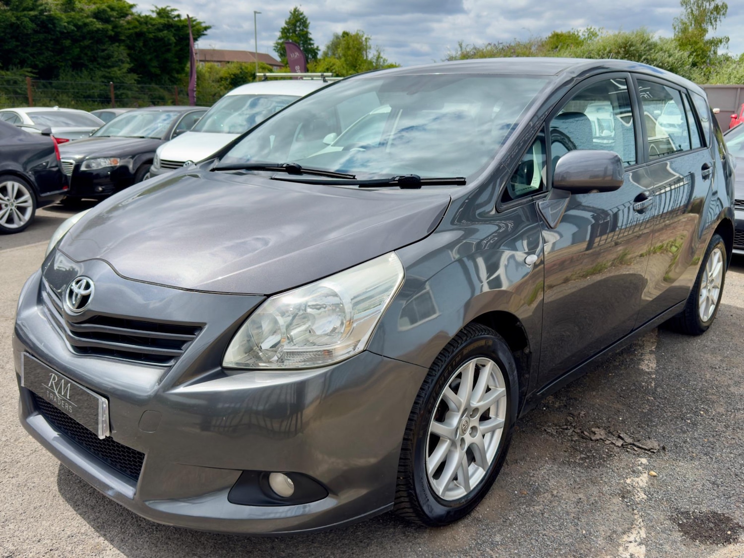 Used Toyota Verso 2010 for sale - 77460528: Photo 5