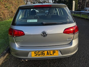 Used Volkswagen Golf 2016 for sale - 76984684: Photo