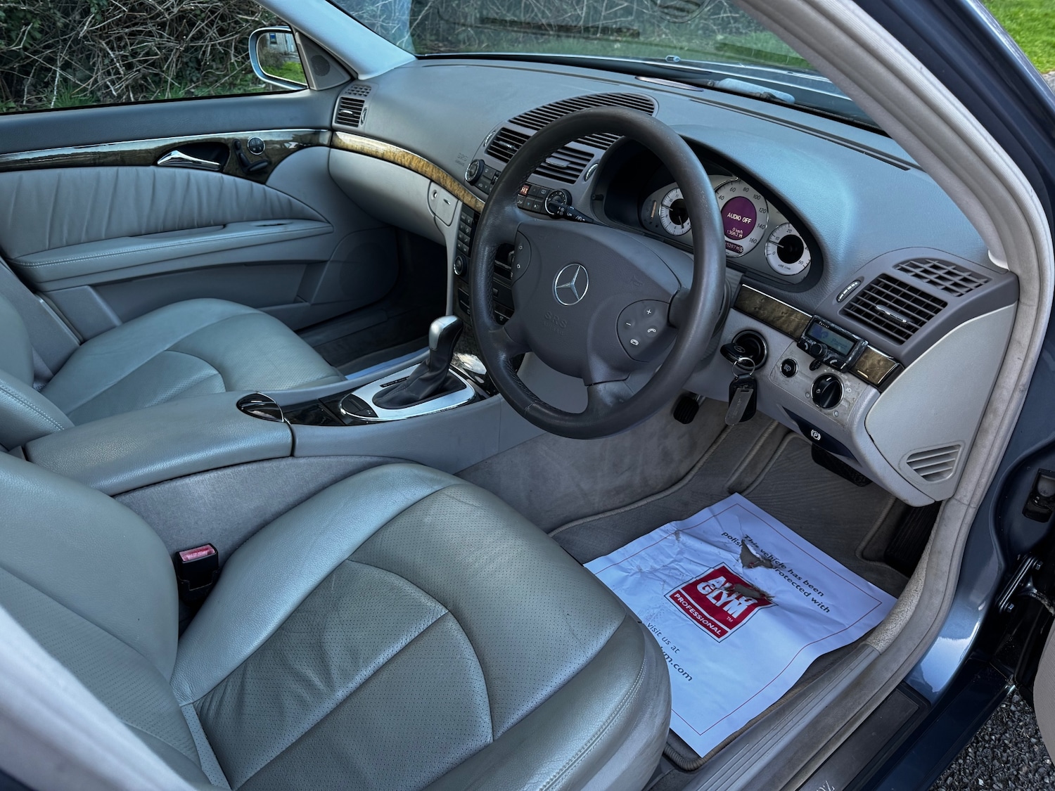 Used Mercedes-Benz E Class 2003 for sale - 77475048: Photo 11