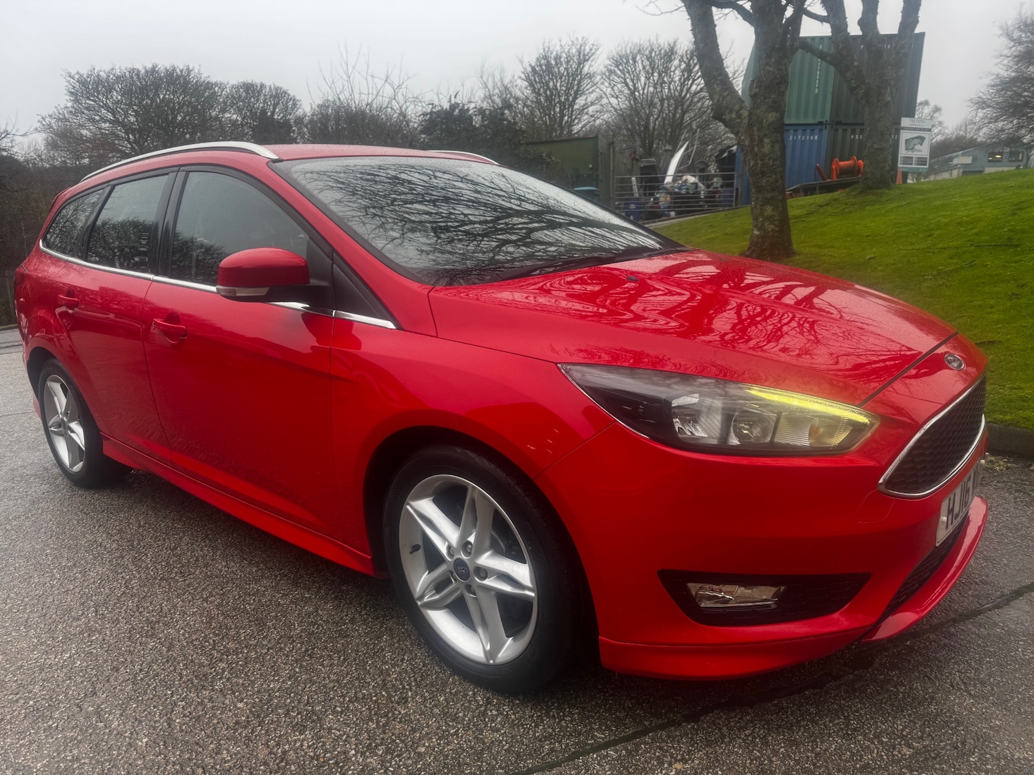 Used Ford Focus 2016 for sale - 76969125: Photo 1