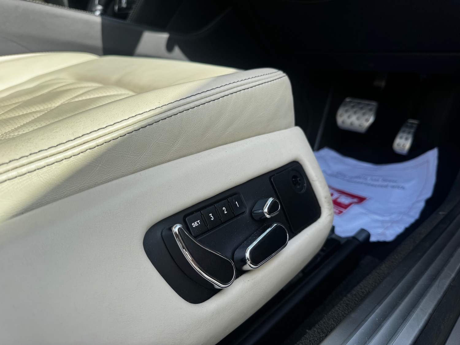 Used Bentley Continental 2011 for sale - 78154728: Photo 14