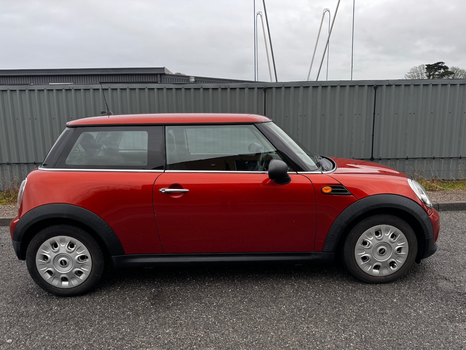 Used MINI Hatch 2011 for sale - 77324755: Photo 2