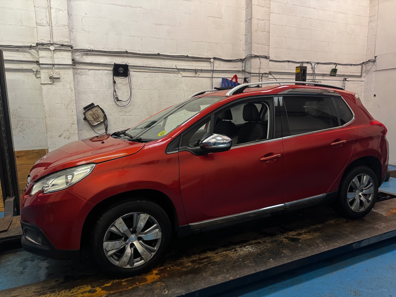 Used Peugeot 2008 2015 for sale - 76719494: Photo 1