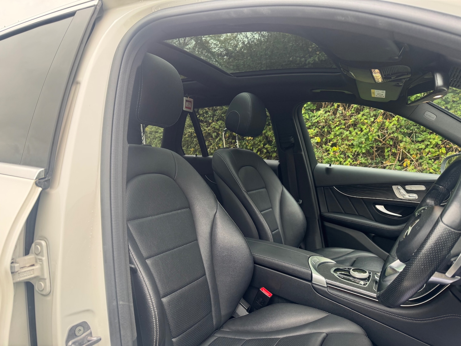 Used Mercedes-Benz GLC 2018 for sale - 76263668: Photo 14