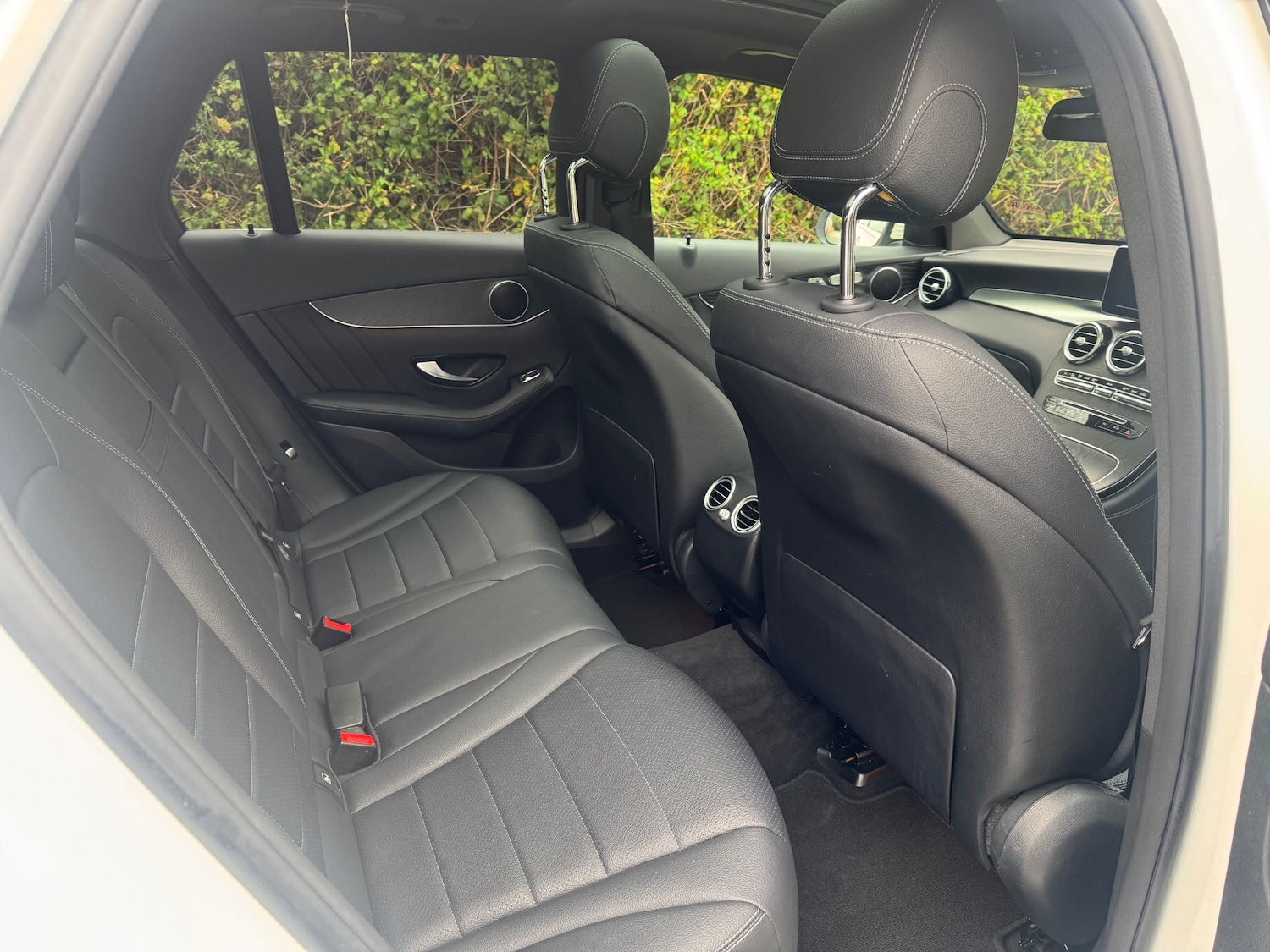 Used Mercedes-Benz GLC 2018 for sale - 76263668: Photo 15