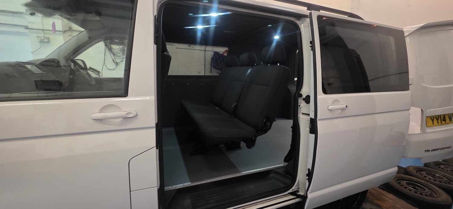 Used Volkswagen Transporter 2014 for sale - 77715171: Photo 11