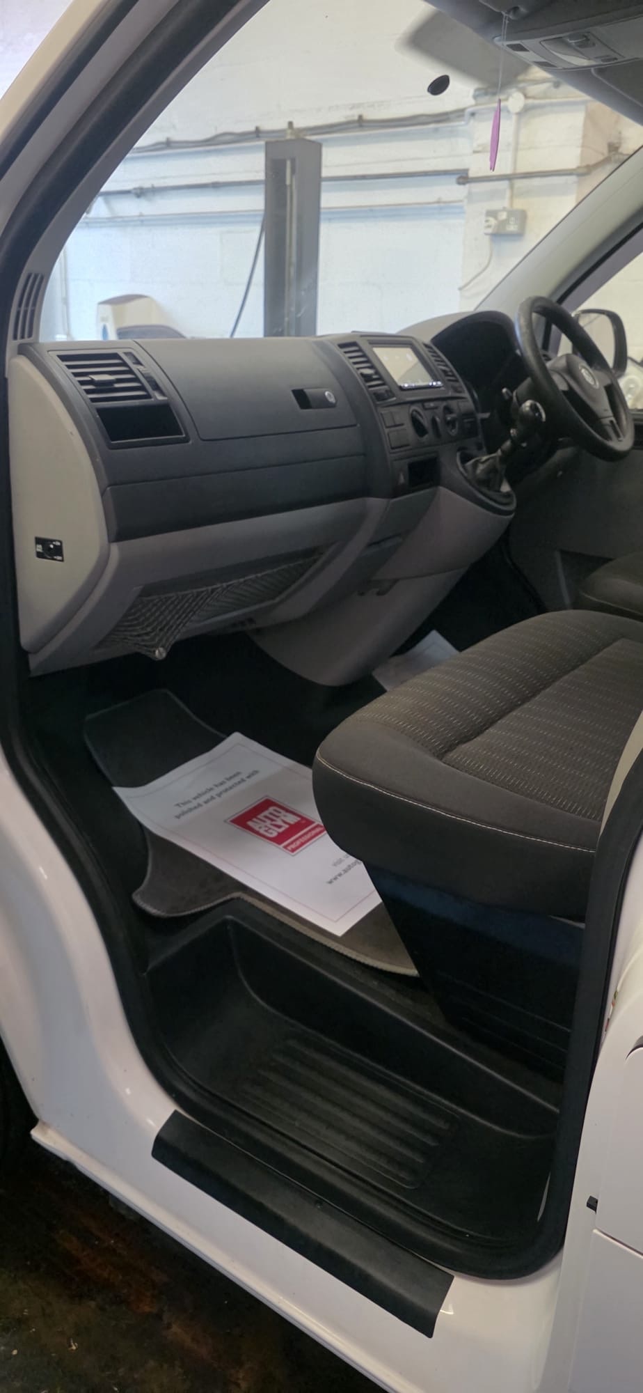 Used Volkswagen Transporter 2014 for sale - 77715171: Photo 12