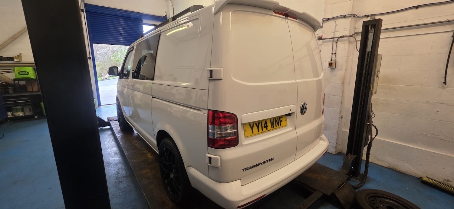 Used Volkswagen Transporter 2014 for sale - 77715171: Photo 4