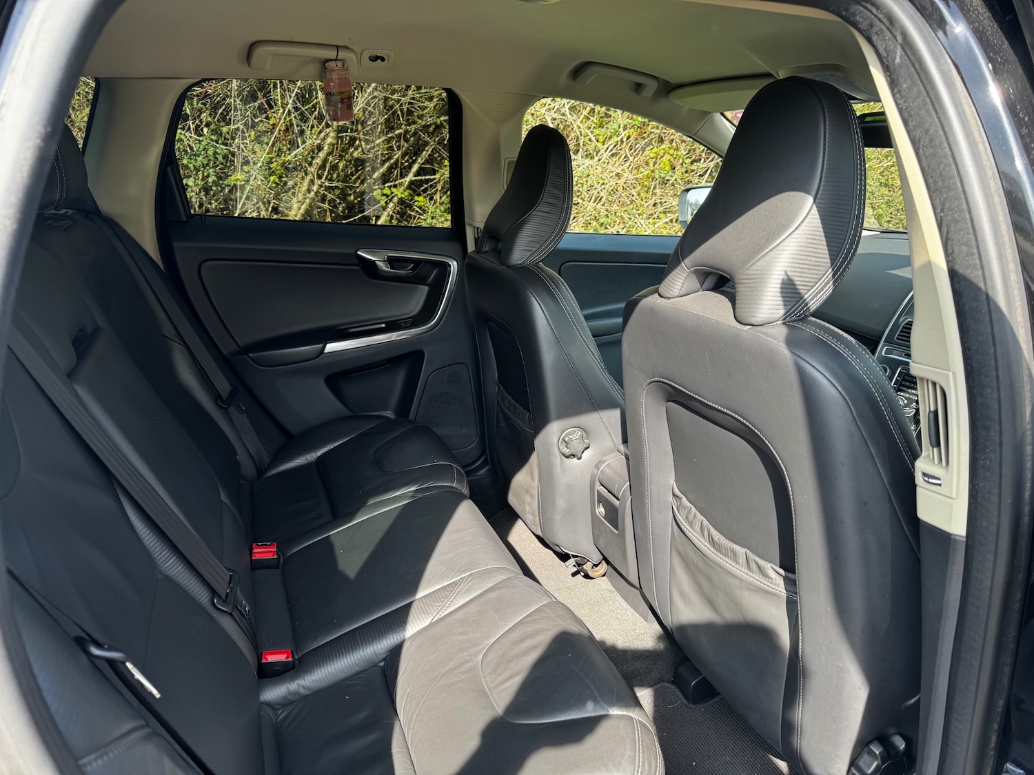 Used Volvo XC60 2012 for sale - 77973798: Photo 14