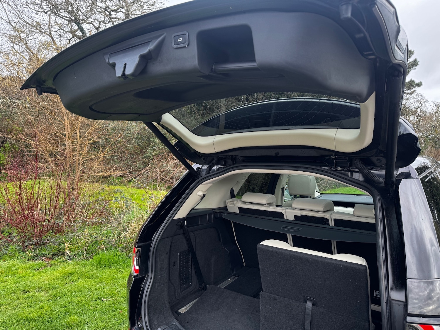 Used Land Rover Discovery Sport 2015 for sale - 77812796: Photo 12