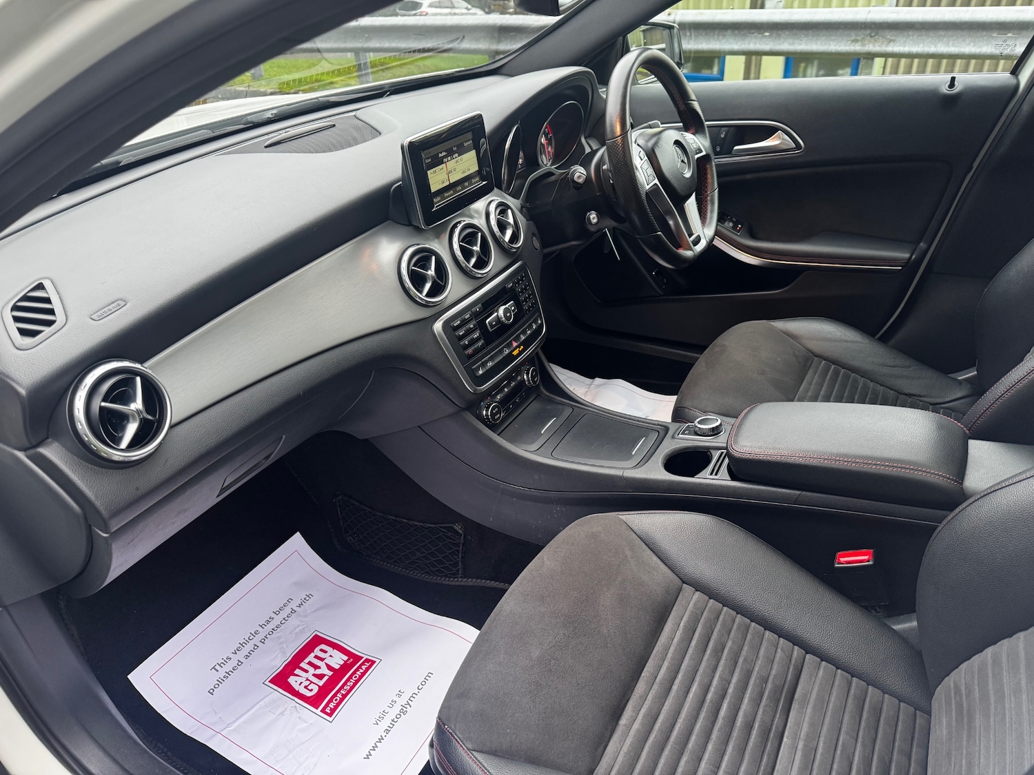 Used Mercedes-Benz GLA 2015 for sale - 76984911: Photo 17