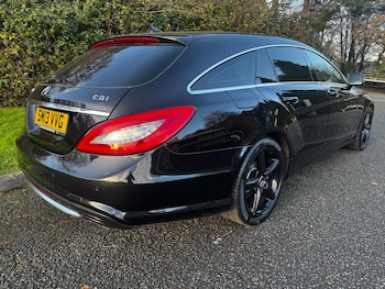 Used Mercedes-Benz CLS 2013 for sale - 76893376: Photo