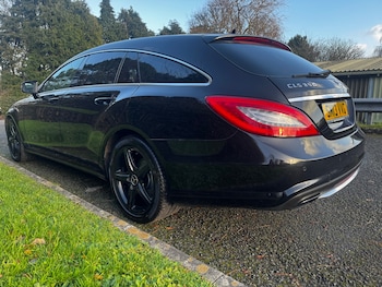 Used Mercedes-Benz CLS 2013 for sale - 76893376: Photo