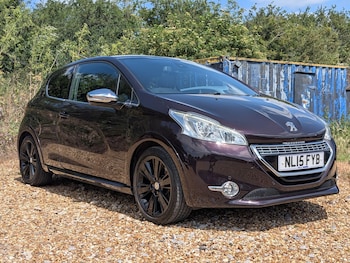 Used Peugeot 208 2015 for sale - 74922531: Photo