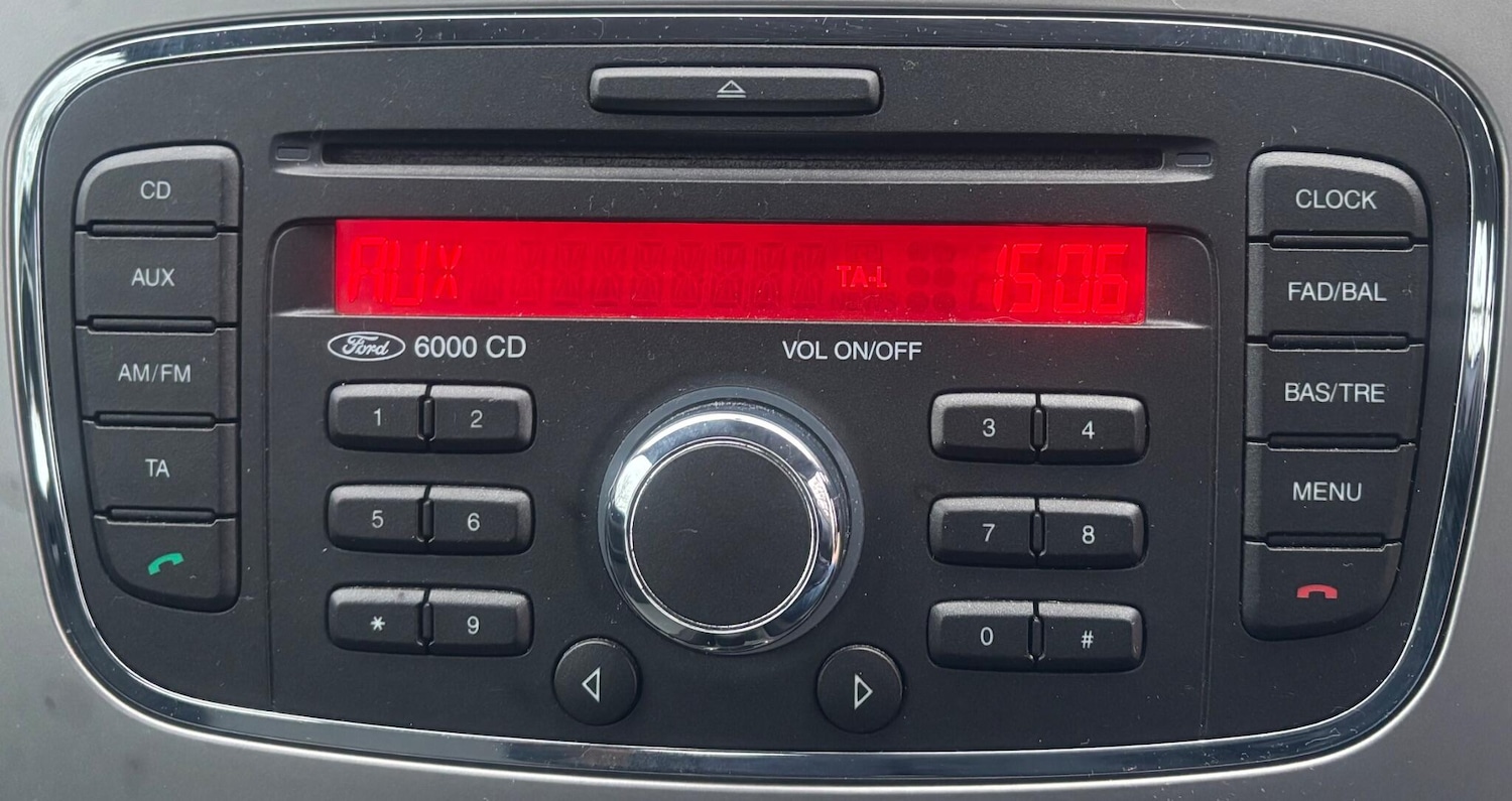 Used Ford Focus 2010 for sale - 77291671: Photo 14