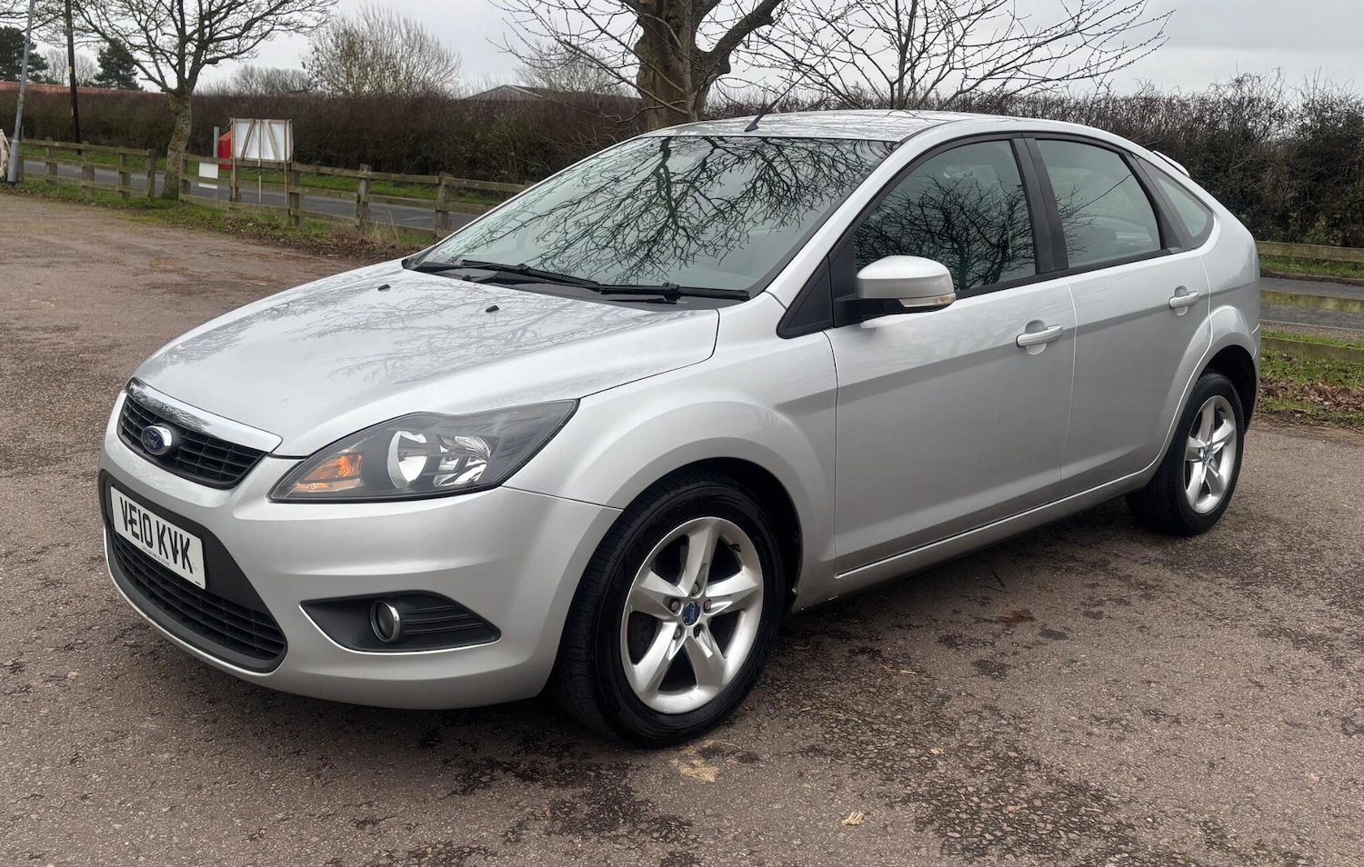 Used Ford Focus 2010 for sale - 77291671: Photo 2