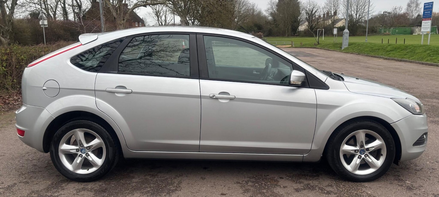 Used Ford Focus 2010 for sale - 77291671: Photo 25