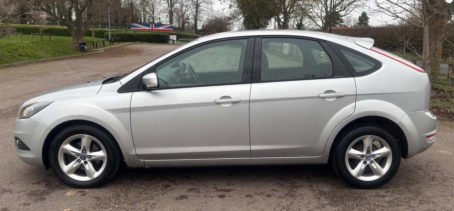 Used Ford Focus 2010 for sale - 77291671: Photo 26