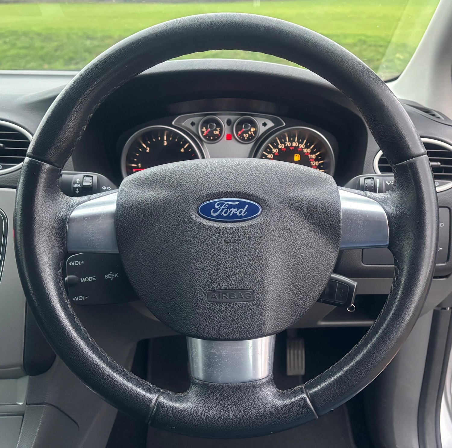 Used Ford Focus 2010 for sale - 77291671: Photo 44