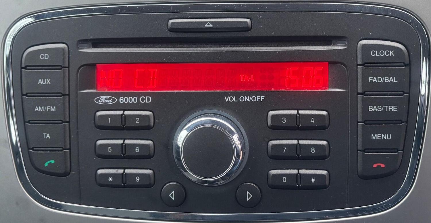 Used Ford Focus 2010 for sale - 77291671: Photo 47