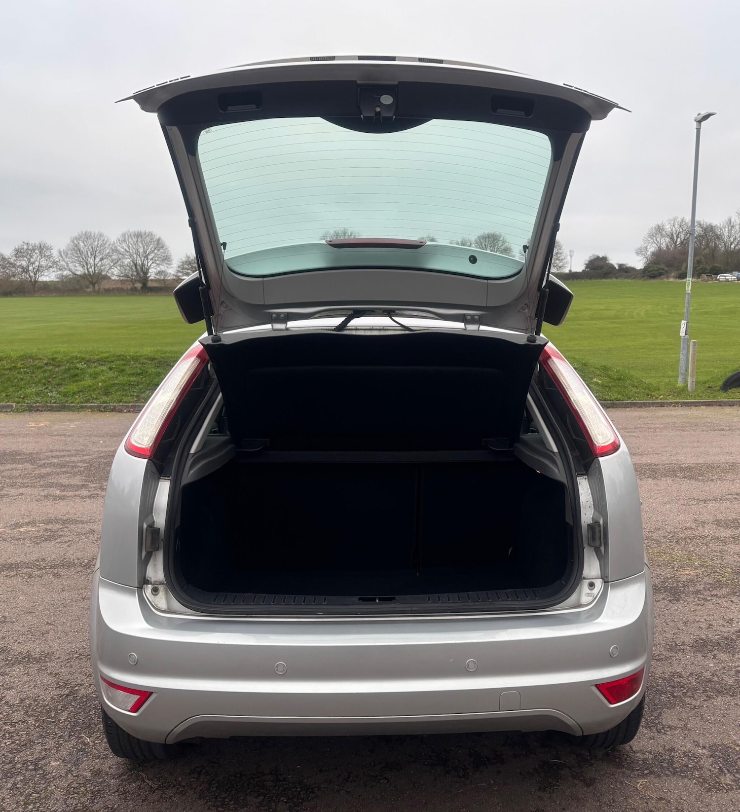 Used Ford Focus 2010 for sale - 77291671: Photo 53