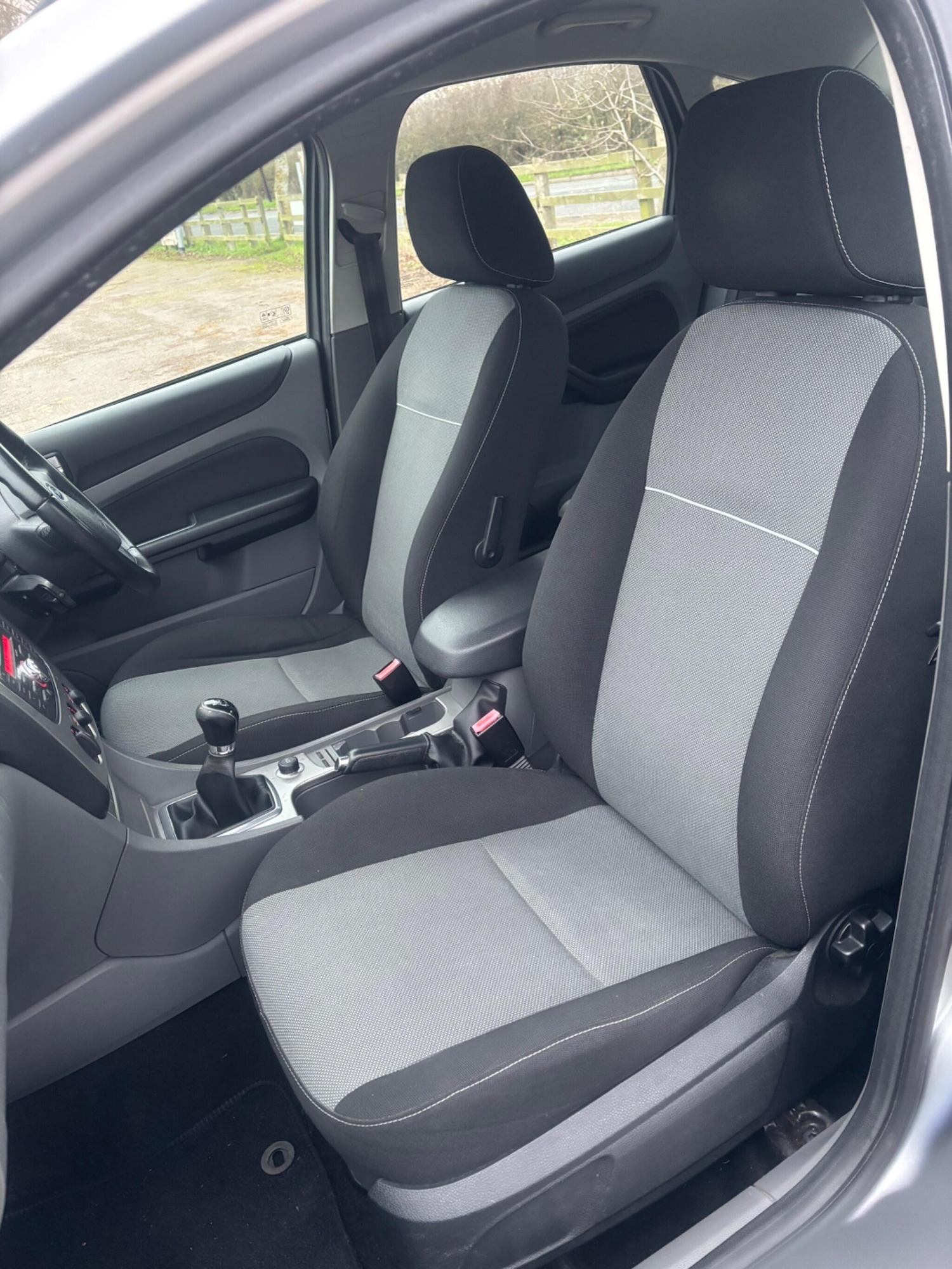 Used Ford Focus 2010 for sale - 77291671: Photo 9