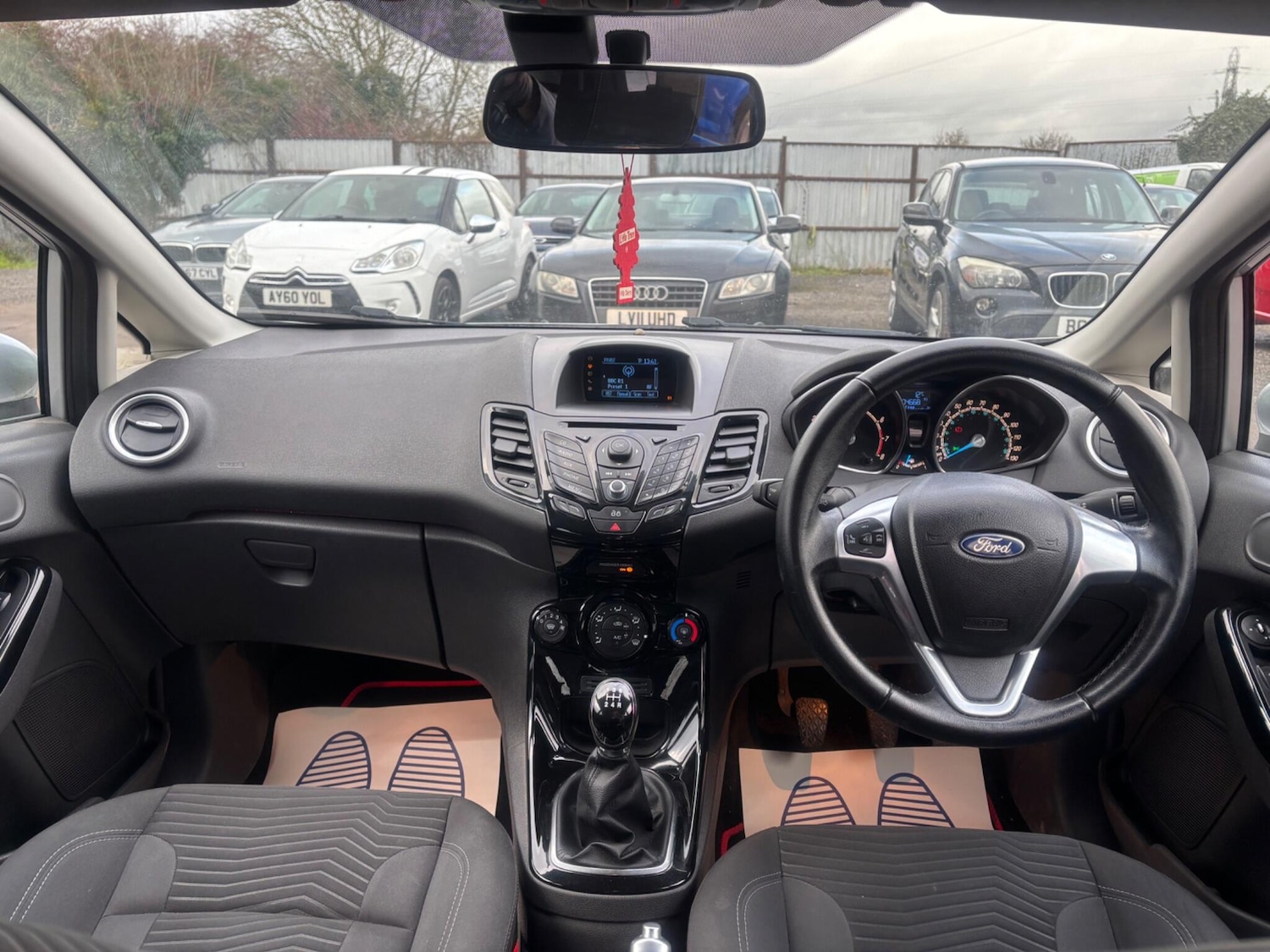 Used Ford Fiesta 2013 for sale - 77496887: Photo 26