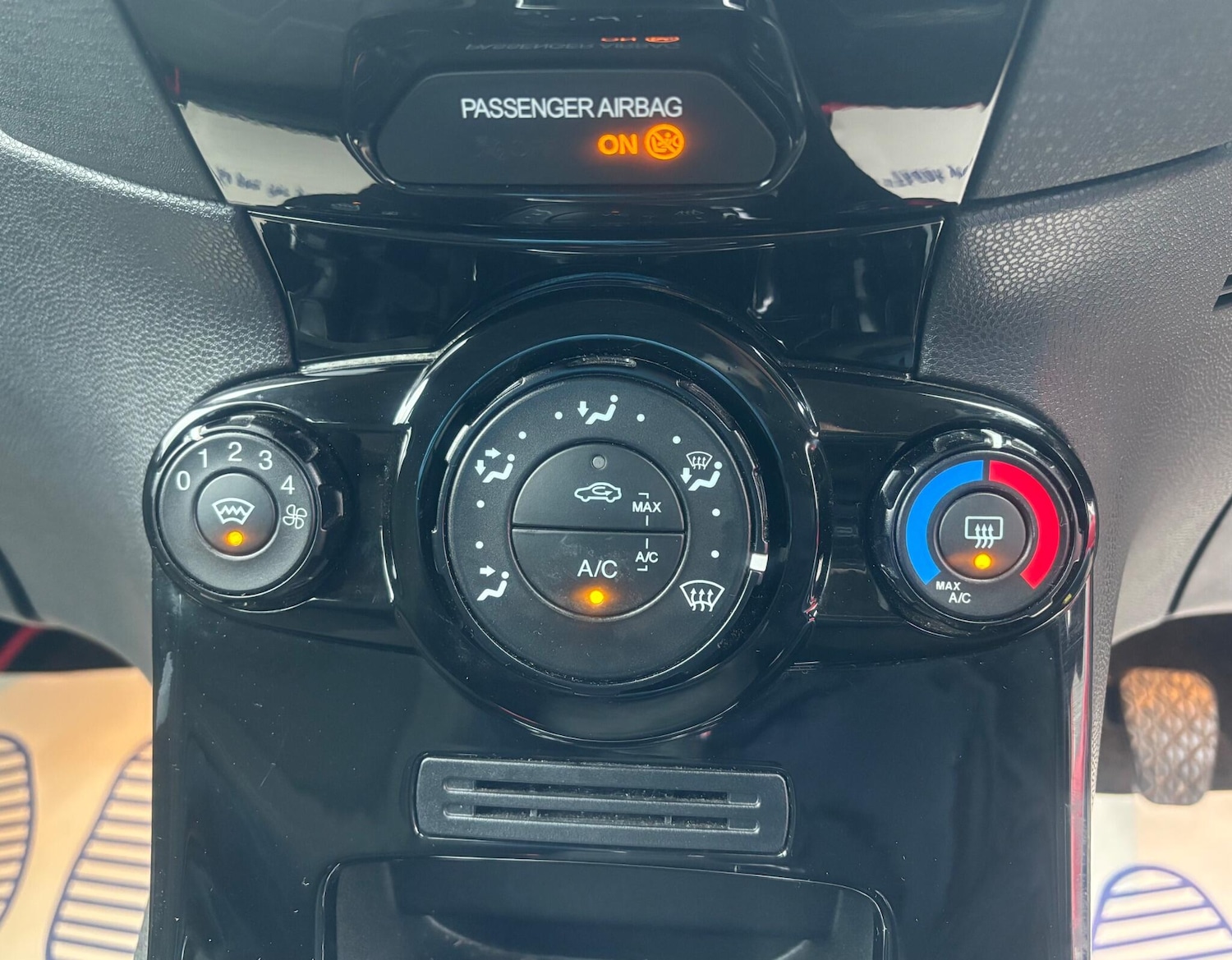 Used Ford Fiesta 2013 for sale - 77496887: Photo 41