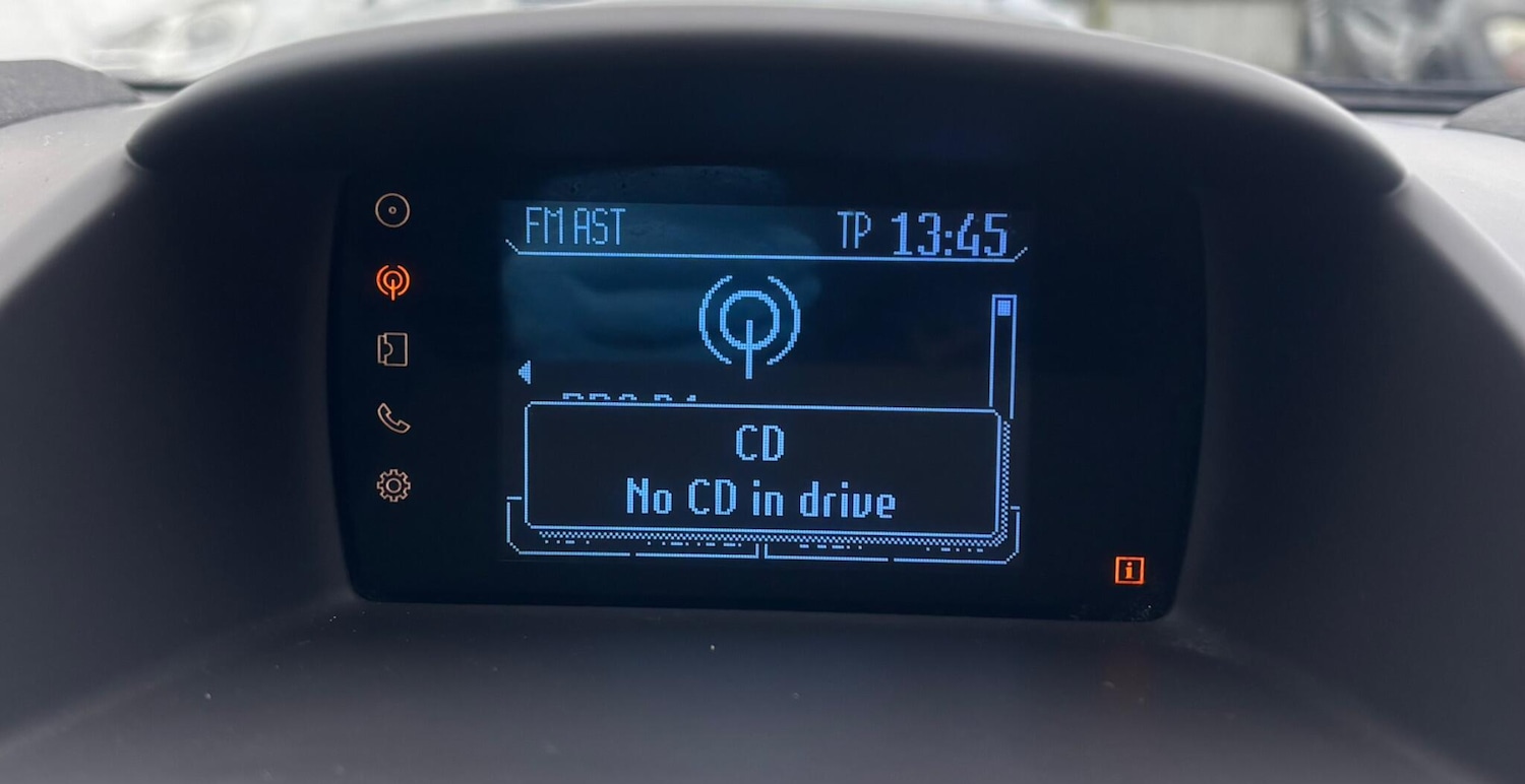 Used Ford Fiesta 2013 for sale - 77496887: Photo 44