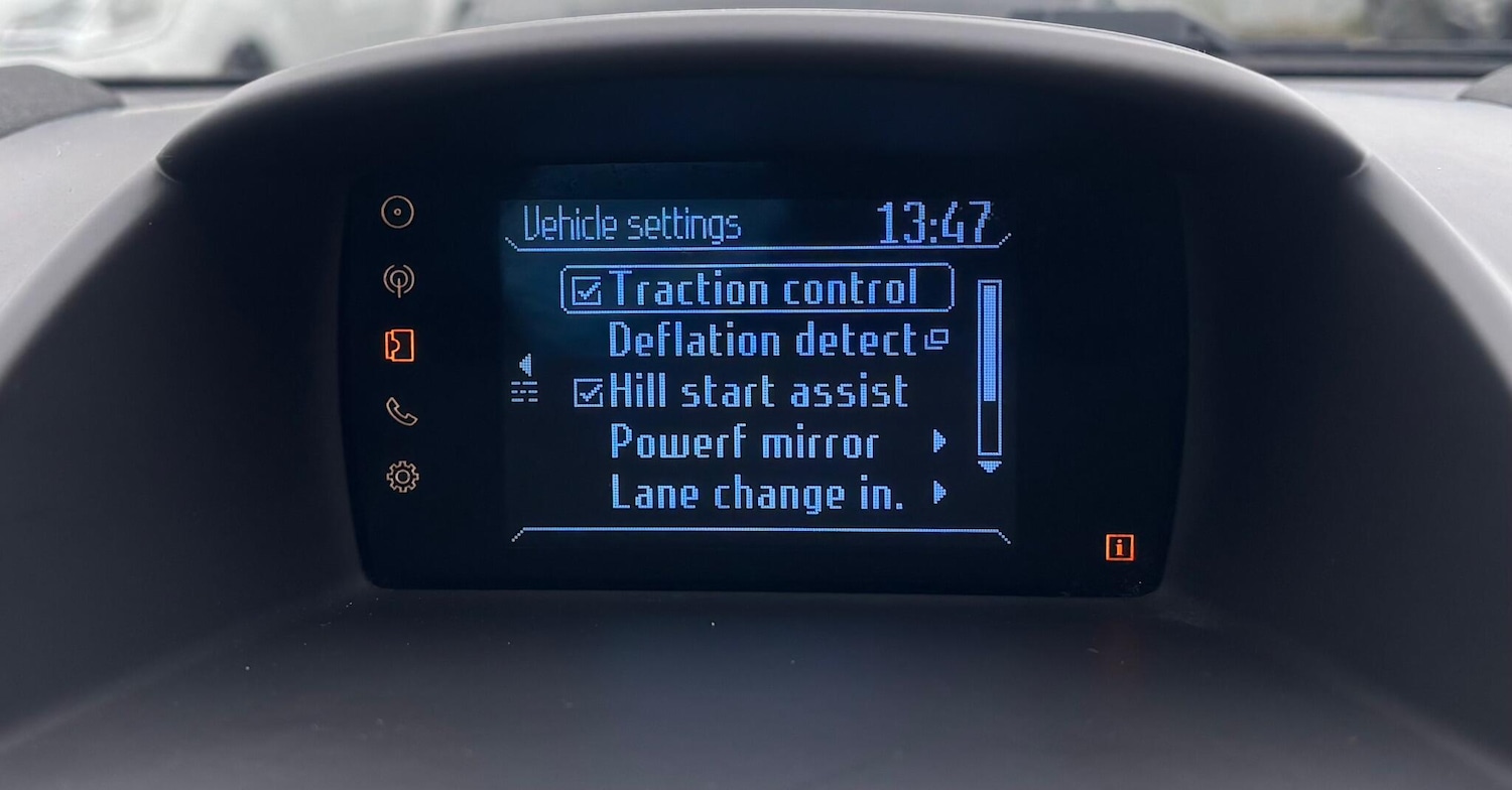 Used Ford Fiesta 2013 for sale - 77496887: Photo 51