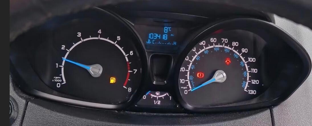 Used Ford Ecosport 2014 for sale - 77898635: Photo 8