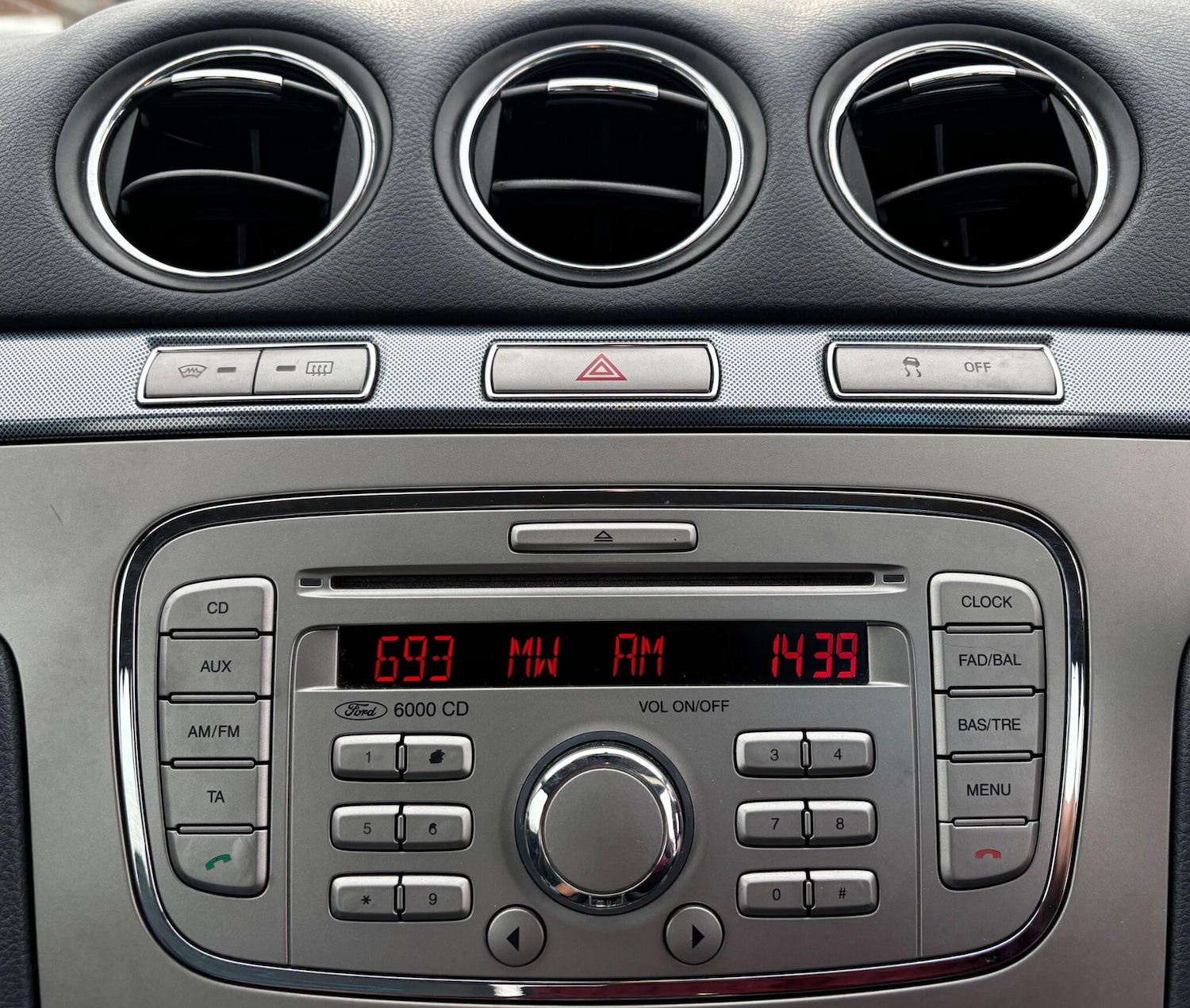 Used Ford S-Max 2010 for sale - 78148021: Photo 46