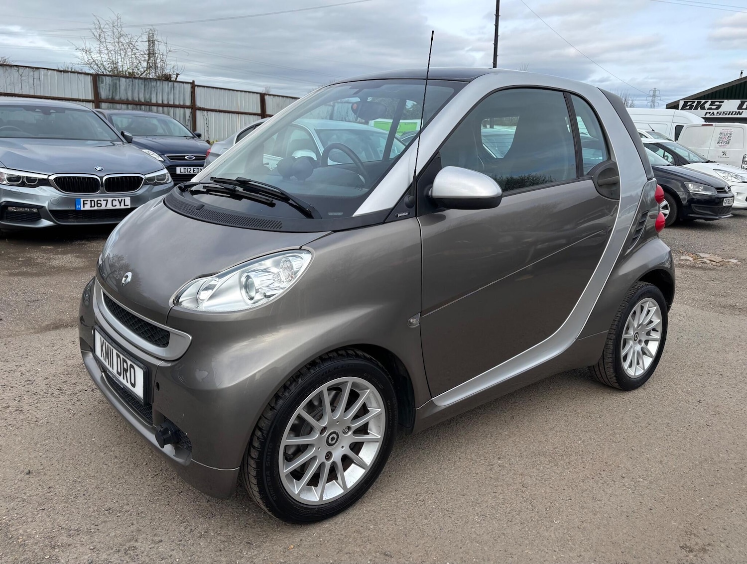 Used smart fortwo 2011 for sale - 78006756: Photo 2