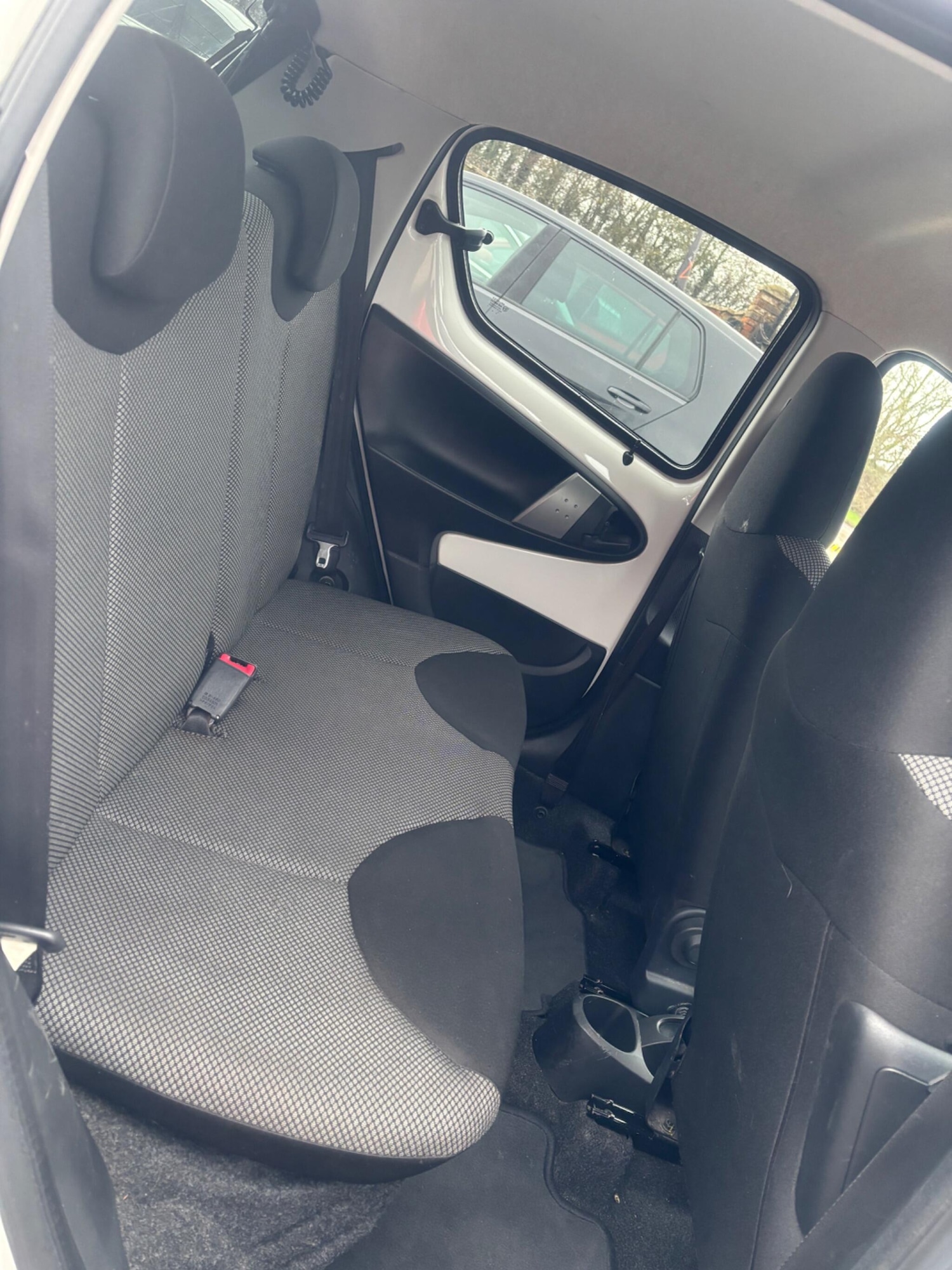 Used Toyota AYGO 2012 for sale - 77484395: Photo 21